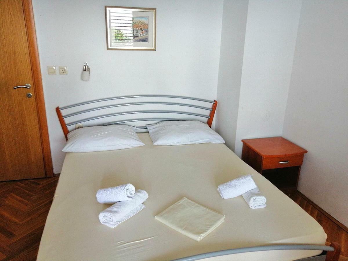 Apartments Villa Jadranka Marusici (Split-Dalmatia) Exterior foto
